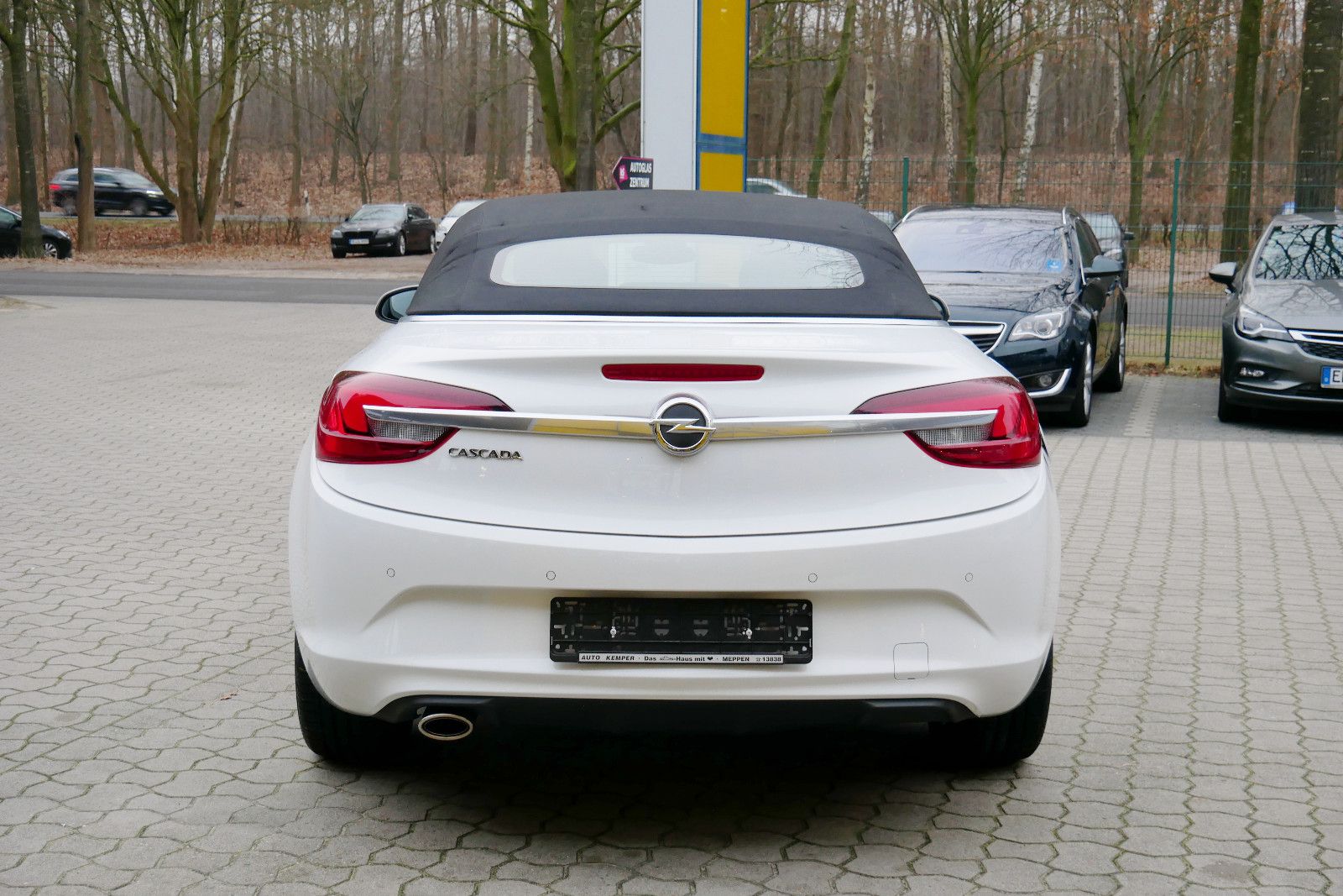 Auto Kemper GmbH & Co. KG -  Opel Cascada 1.4 Turbo Edition *PDC*SHZ*Klima* - Bild 12