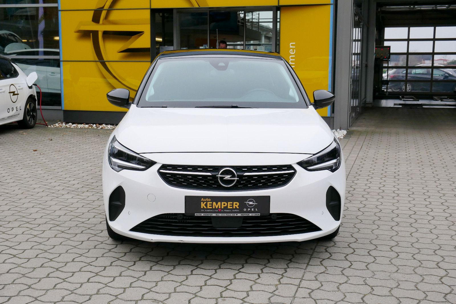 Auto Kemper GmbH & Co. KG -  Opel Corsa 1.2 Turbo Elegance *SHZ*LED*Kamera* - Bild 2