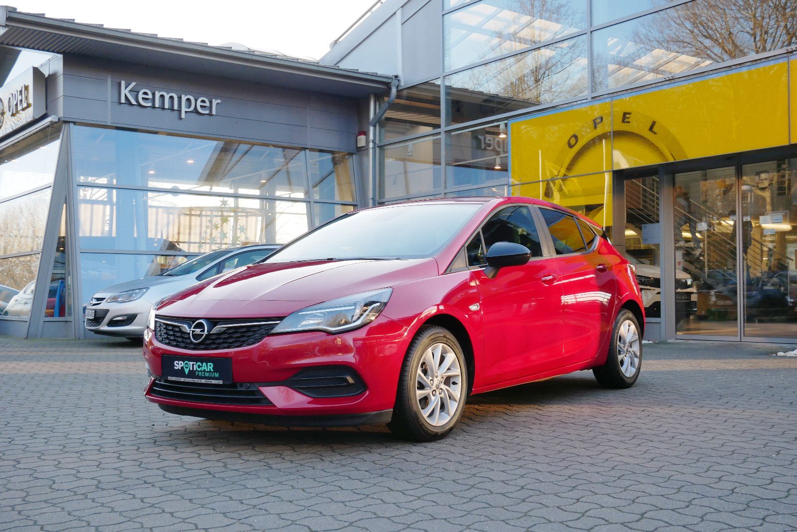 Auto Kemper GmbH & Co. KG -  Opel Astra 1.2 Turbo Edition *SHZ*PDC*Navi* - Bild 3