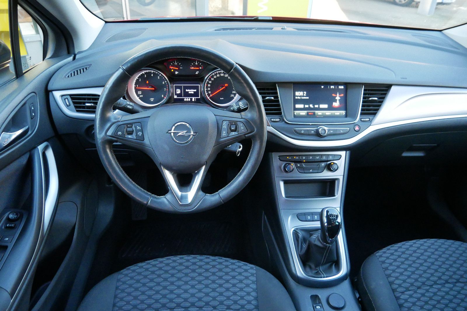 Auto Kemper GmbH & Co. KG -  Opel Astra 1.2 Turbo Edition *SHZ*PDC*Navi* - Bild 7