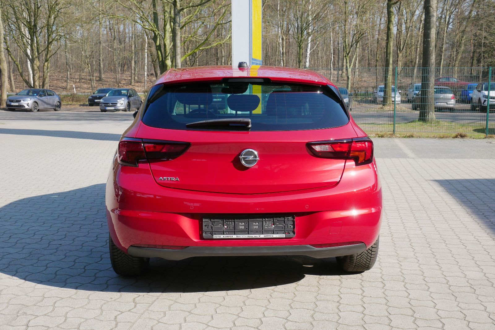 Auto Kemper GmbH & Co. KG -  Opel Astra 1.2 Turbo Edition *SHZ*PDC*Navi* - Bild 17