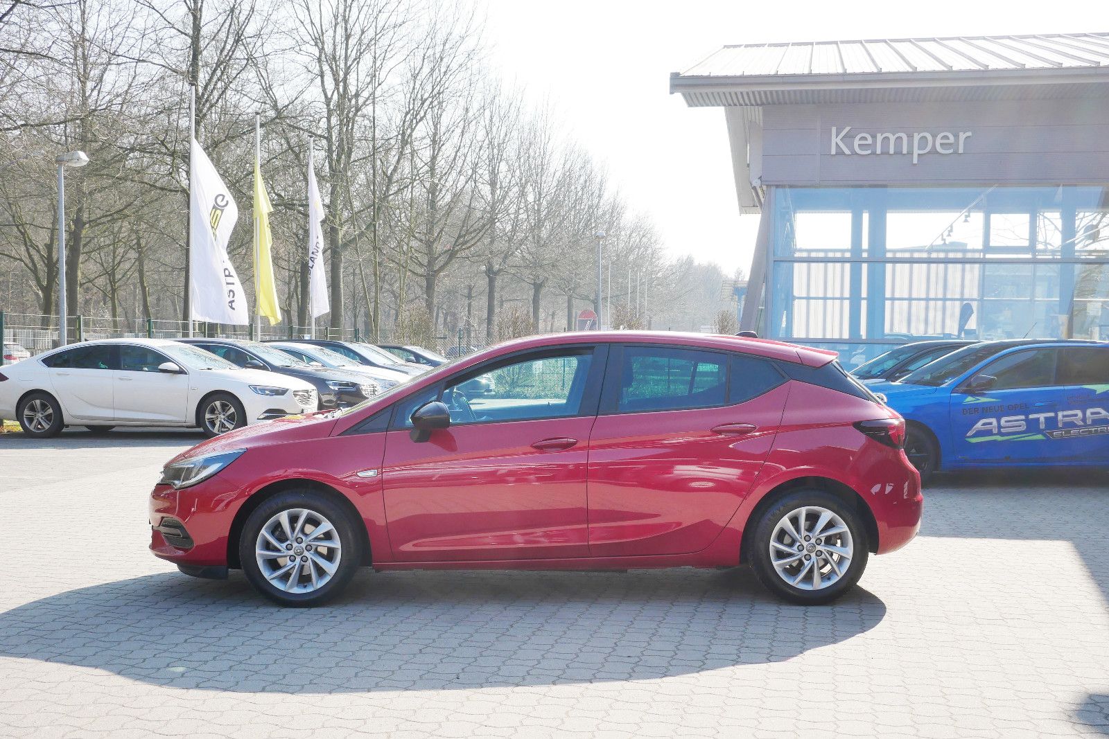 Auto Kemper GmbH & Co. KG -  Opel Astra 1.2 Turbo Edition *SHZ*PDC*Navi* - Bild 4