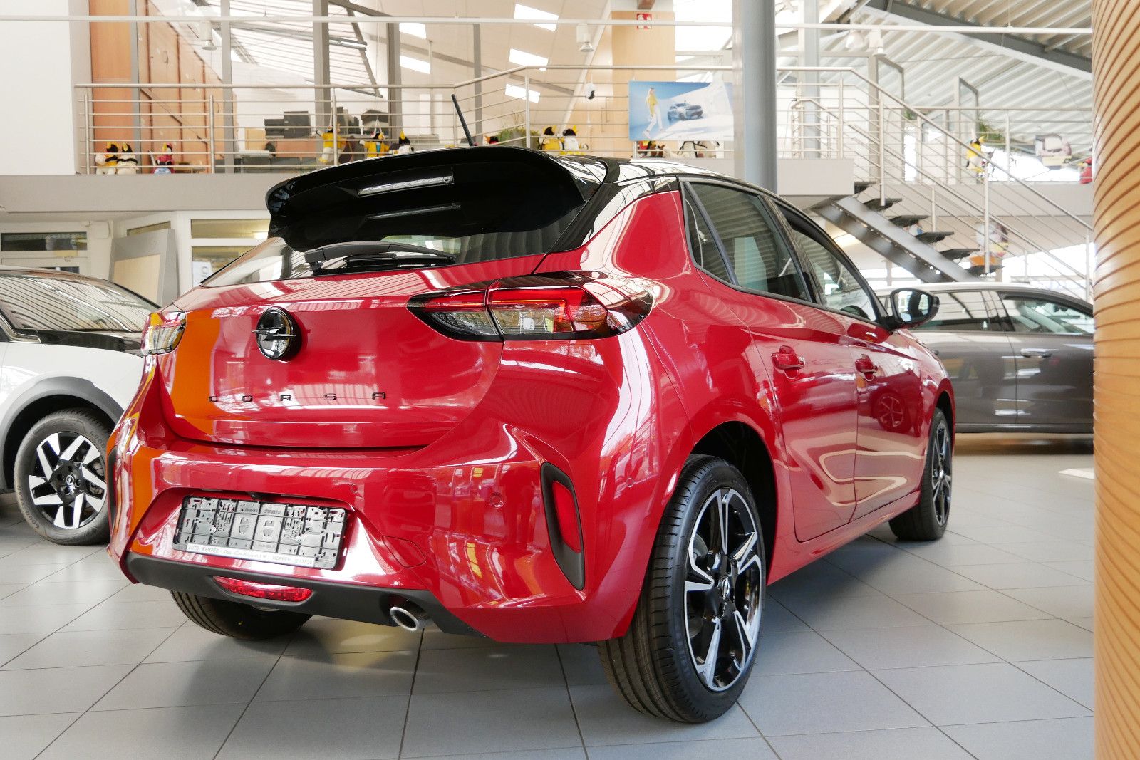 Auto Kemper GmbH & Co. KG -  Opel Corsa 1.2 GS Autom. *SHZ*Kamera*Facelift* - Bild 20