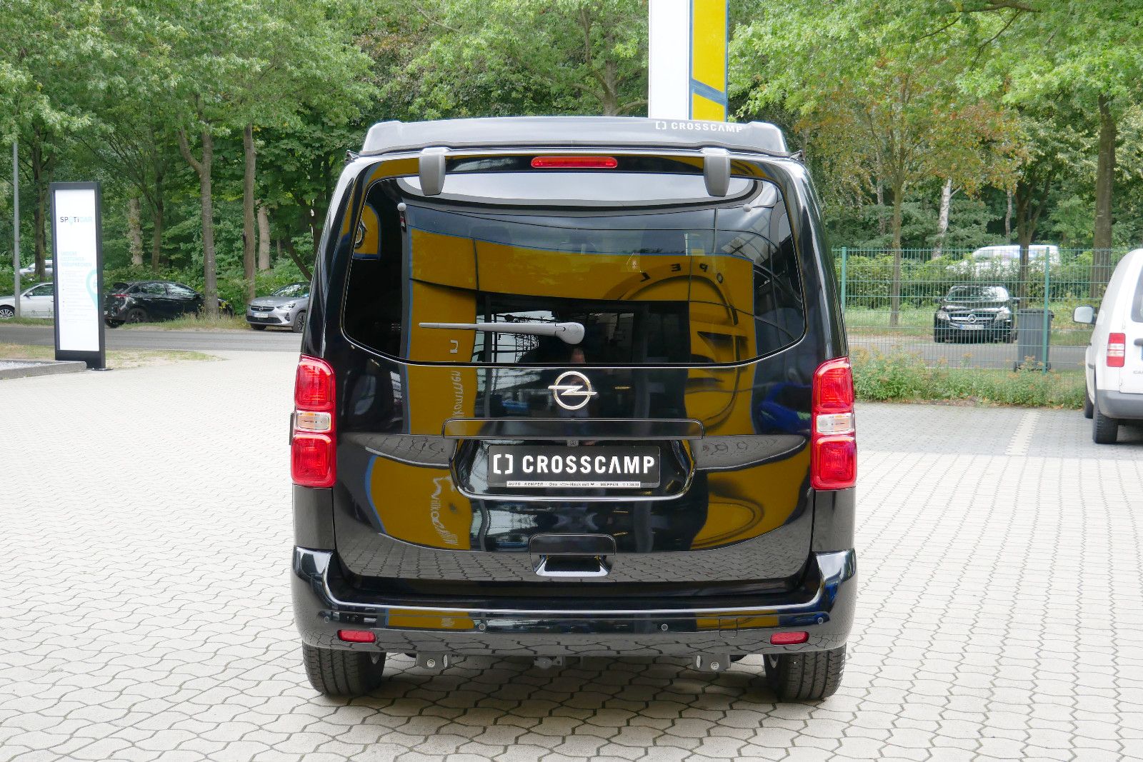 Auto Kemper GmbH & Co. KG -  Opel Zafira Life 2.0 D Autom. *Crosscamp Flex* - Bild 18