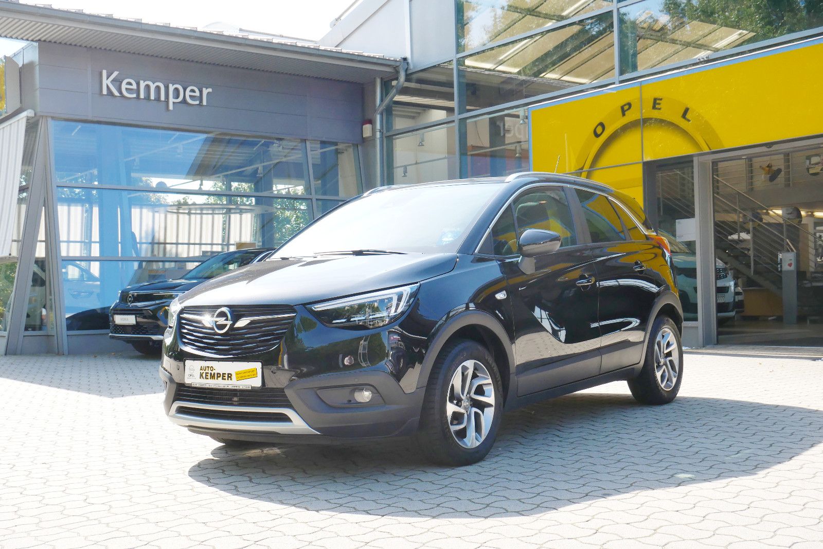 Auto Kemper GmbH & Co. KG -  Opel Crossland 1.2 Turbo Innovation *LED*Pano*Navi* - Bild 3