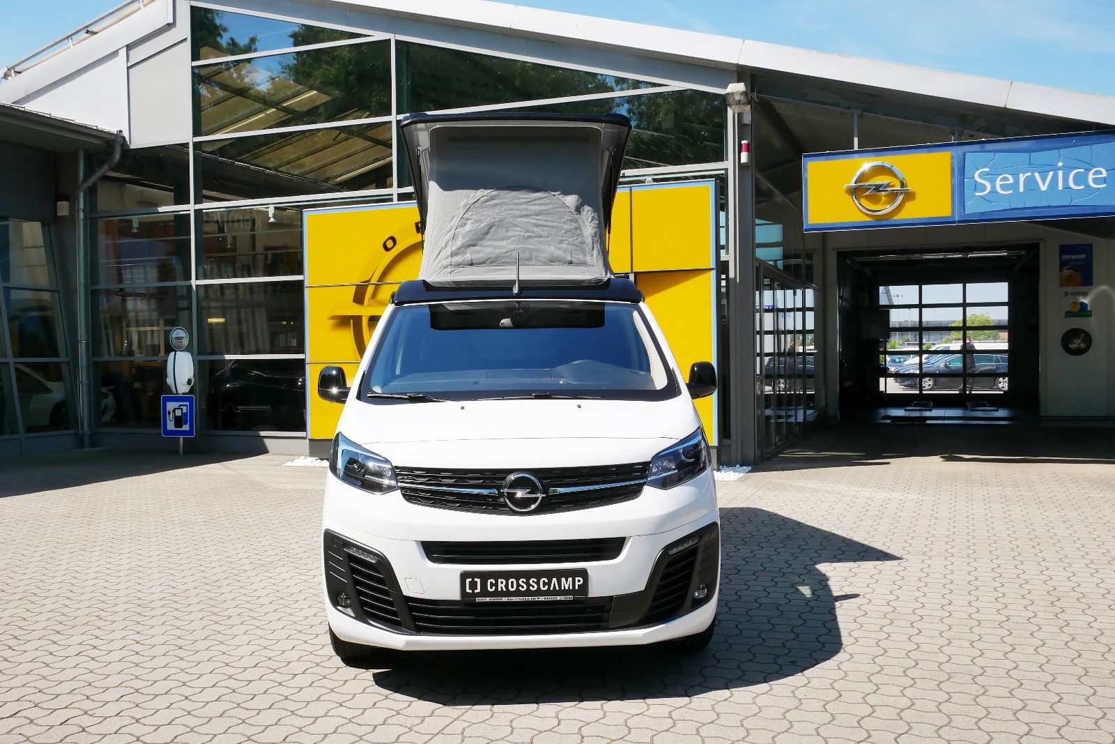 Auto Kemper GmbH & Co. KG -  Opel Zafira Life 2.0 D Autom. *Crosscamp Flex* - Bild 2