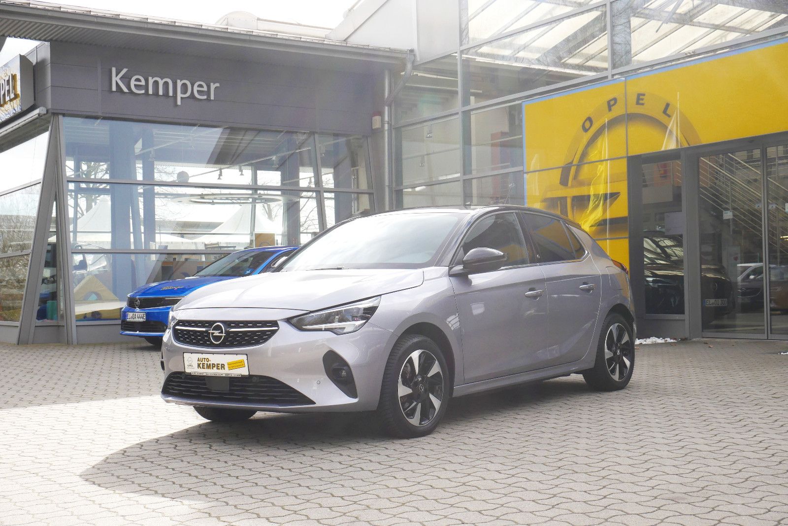 Auto Kemper GmbH & Co. KG -  Opel Corsa-e Elektro Elegance *LED*Navi*Kamera* - Bild 3