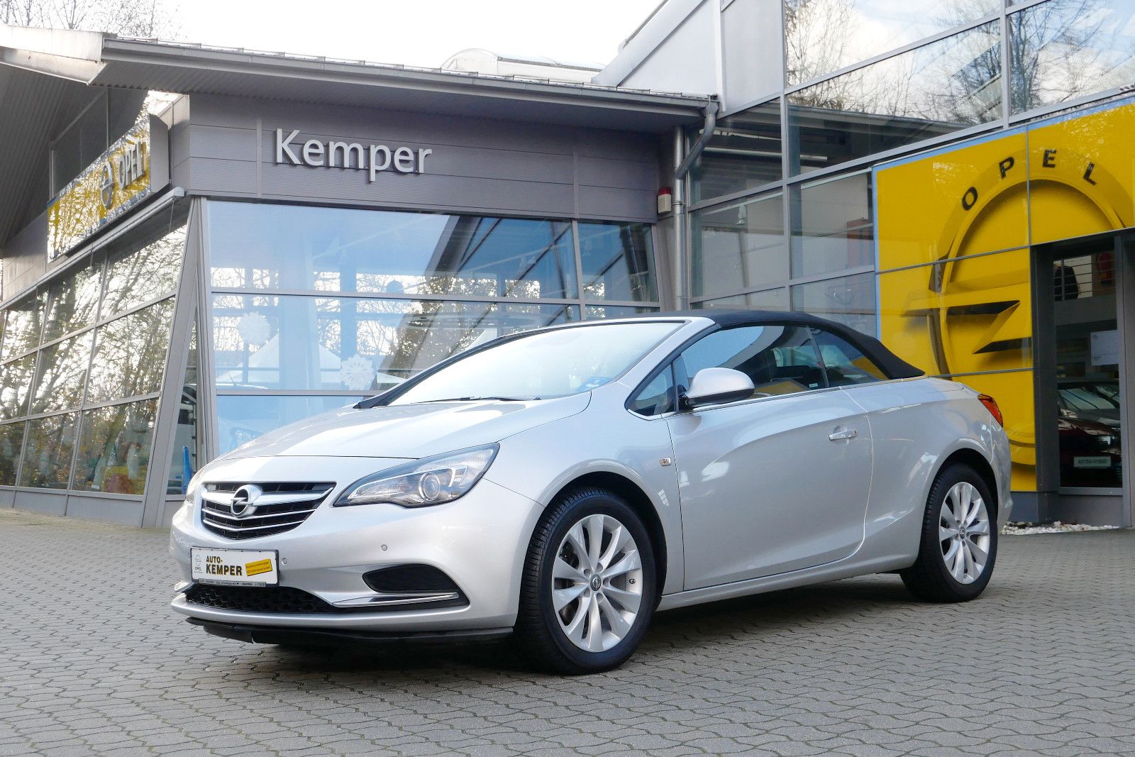 Auto Kemper GmbH & Co. KG -  Opel Cascada 1.4 Turbo Edition *Kamera*Navi* - Bild 4