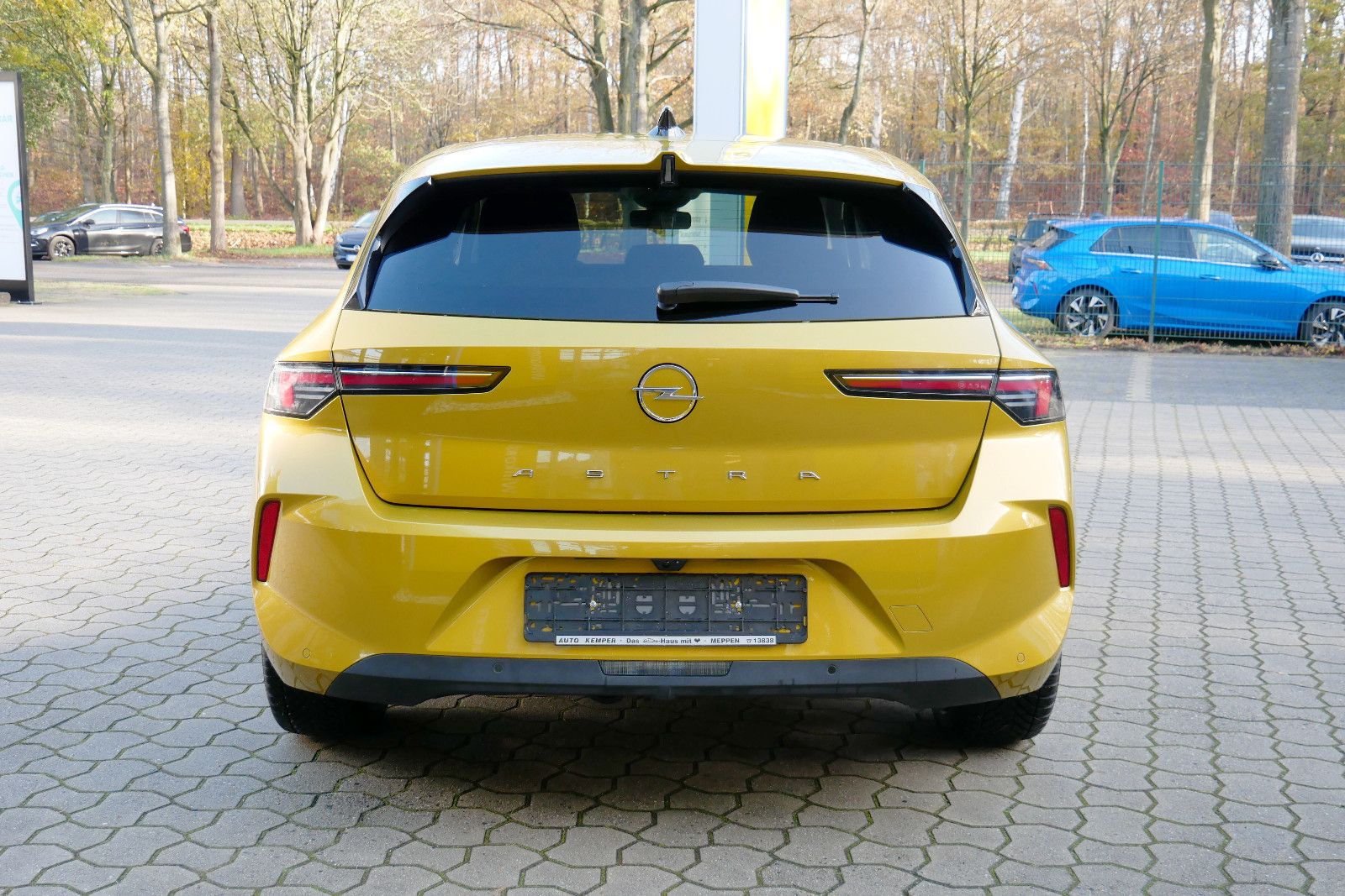 Auto Kemper GmbH & Co. KG -  Opel Astra L  1.2 Business Edition Autom. *AHK*Kamera - Bild 18