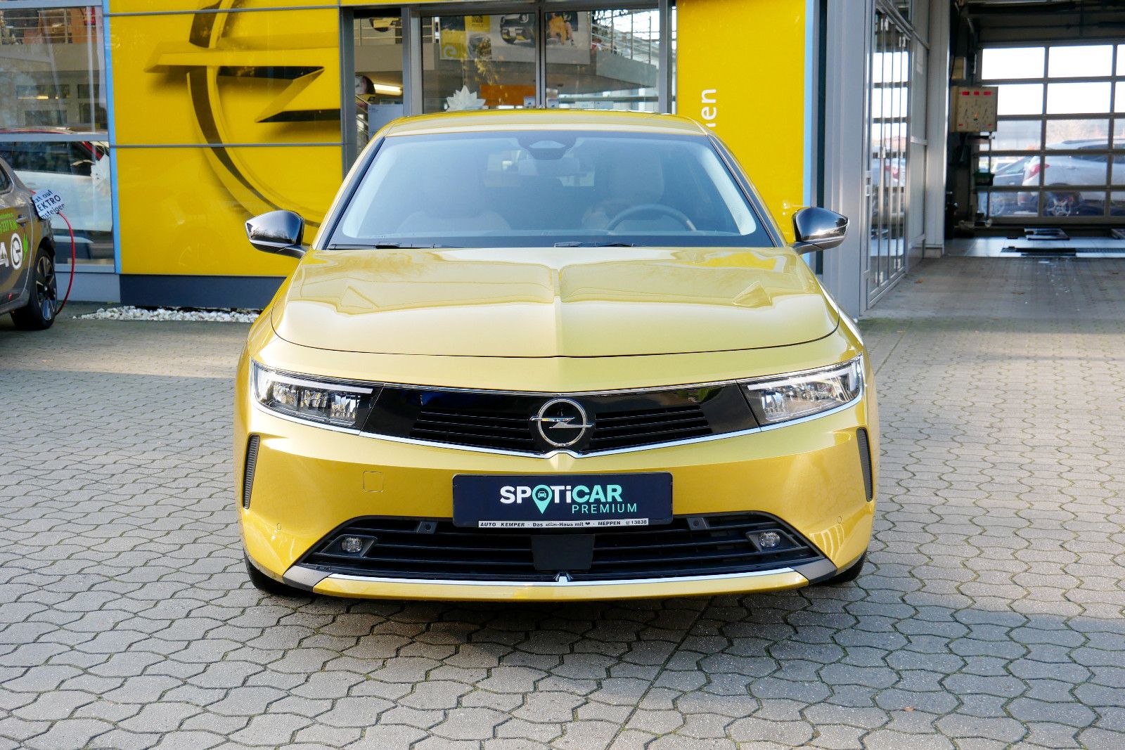 Auto Kemper GmbH & Co. KG -  Opel Astra L  1.2 Business Edition Autom. *AHK*Kamera - Bild 2