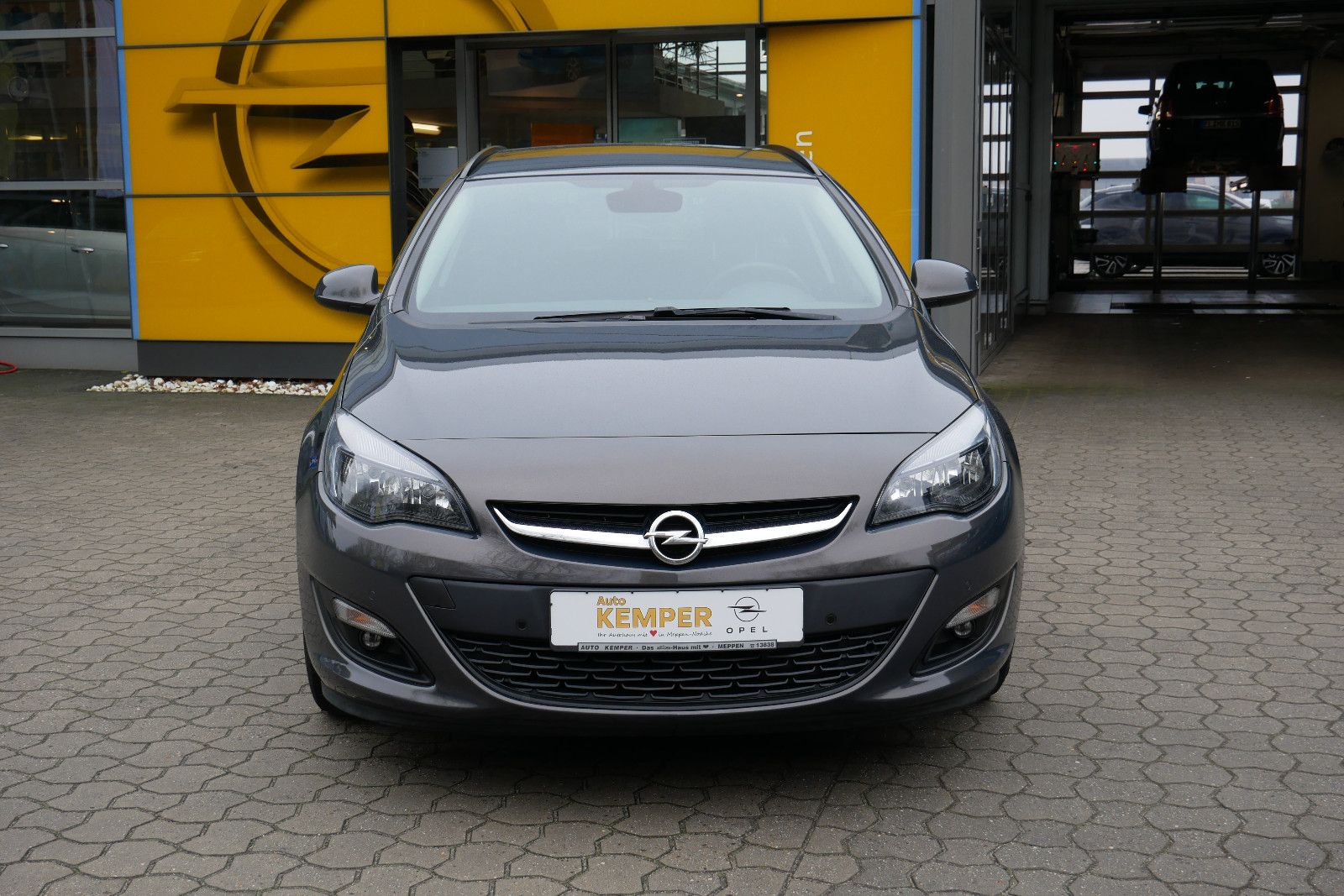 Auto Kemper GmbH & Co. KG -  Opel Astra ST 1.4 Turbo Style*SHZ*PDC*Kamera* - Bild 2
